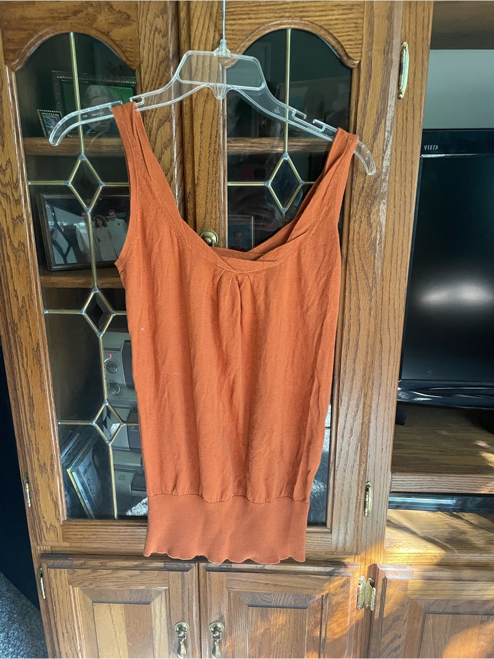 Banana Republic Women’s size medium. rust color, knit Tank Top with Ribbed Hem